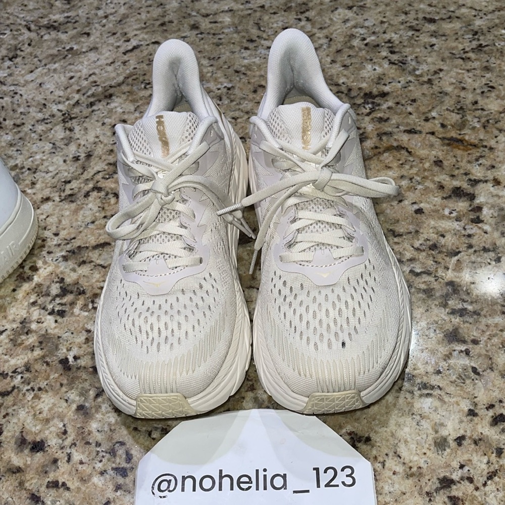 Hoka One One Clifton 7